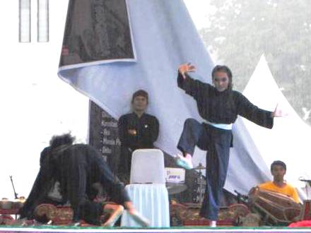 Silat Bakal Kolaborasi dengan Barongsai Bandung Lautan Silat