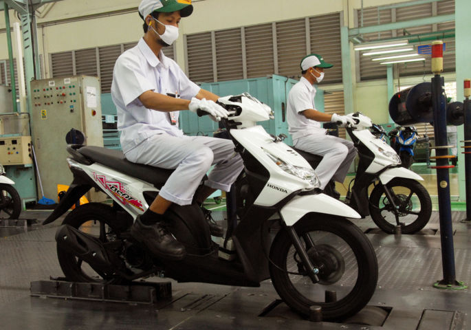 Honda Dominasi Pasar Roda Dua pada 2015