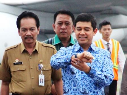 Menteri Yuddy Bakal Pangkas 1 Juta PNS menpan