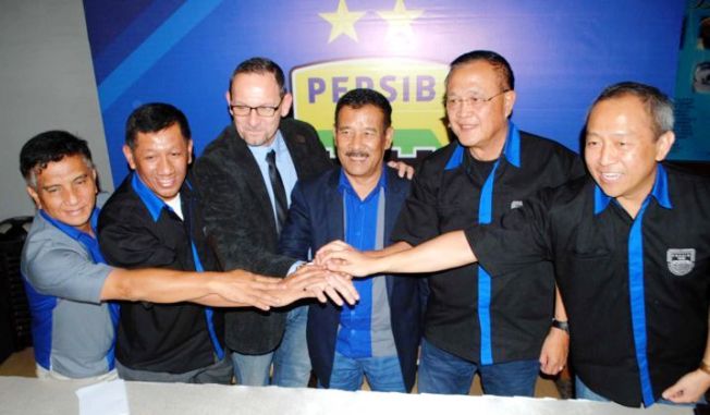 persib dejan