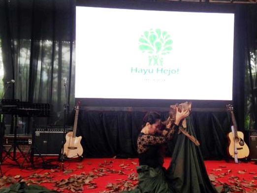 Menari untuk Lawan Perusak Lingkungan Komunitas Hejo