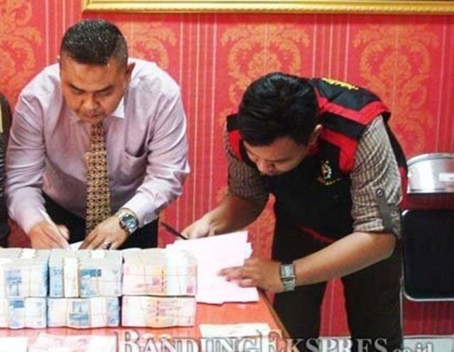 (LSM) Terorist Kota Cimahi