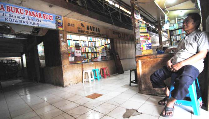 Pasar Buku