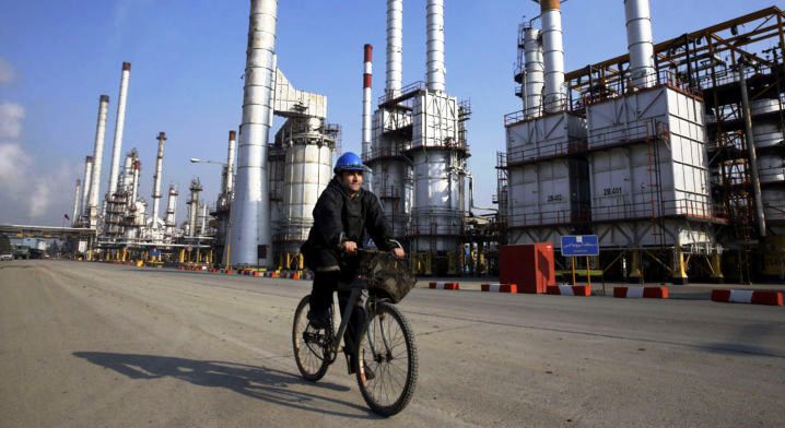 Harga Minyak Dunia Anjlok minyak