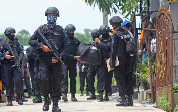 Penggeledahan Rumah Terduga Teroris