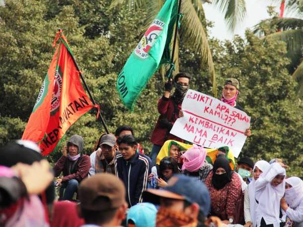 Persingkat Urus Izin Program Studi Aksi UIT