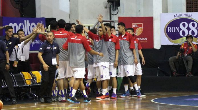 JNE Bandung Utama Hadirkan Sensasi Menyegarkan di Lapangan JNE Bandung Utama Hadirkan Sensasi Menyegarkan di Lapangan