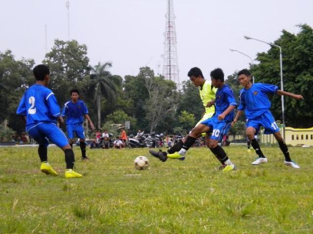 Larang Pakai Pemain dari Klub ISL