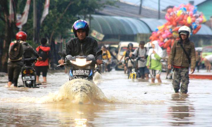 Warga Lelah Kebanjiran Banjir Baleendah