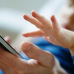 Kritisi Dampak Dagdet Pada Anak