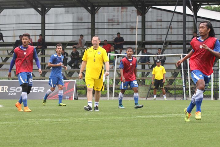 Dejan ”Labil” Putuskan Ikut Bali Island Cup 2016 dejan