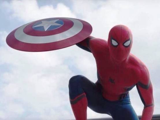 Spider-Man Masuk Tim Iron Man