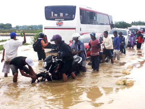 Banjir-Sampang