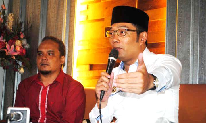 Emil Tuntut Balik Taufik