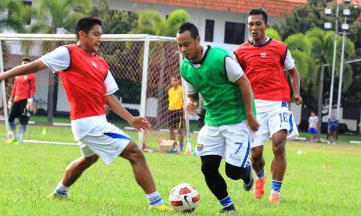 Latihan Persib