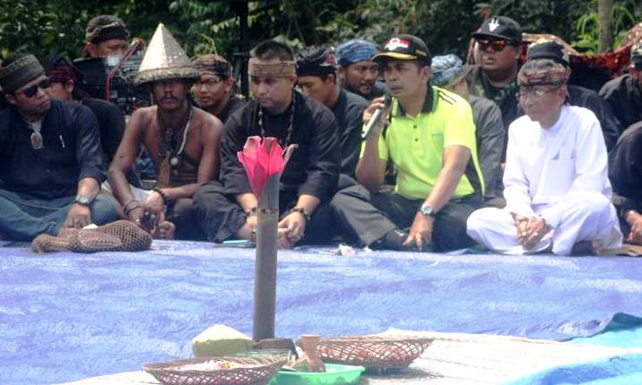 Peringati 11 Tahun Longsor Sampah