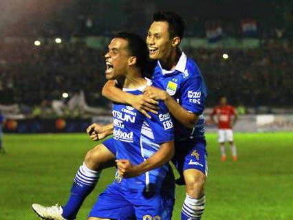 Berlangsung Sengit, Persib Menang Telak Atas PS Polri