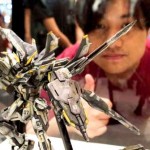 Asiknya Merakit Gundam