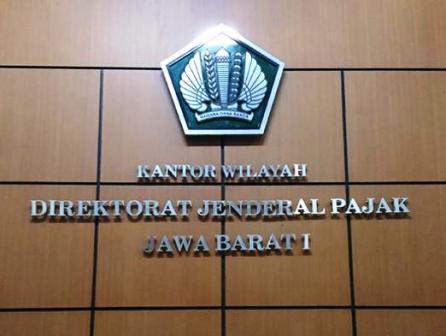 Buru Pemilik Mobil Mewah Buru Pemilik Mobil Mewah