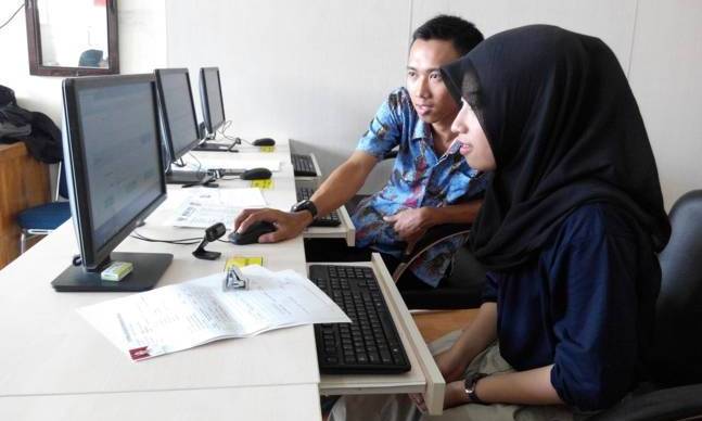 pencari kerja