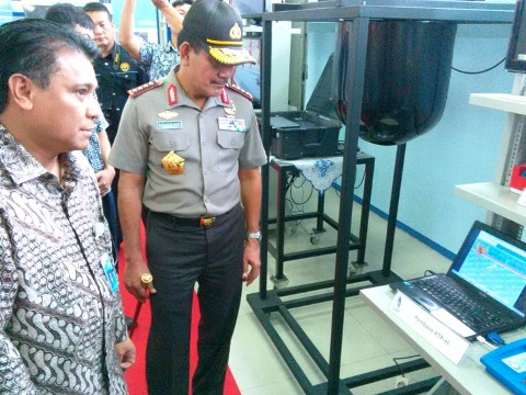 Sadari Pentingnya Teknologi , Kapolri Minta Uji Coba Balon Udara Sadari Pentingnya Teknologi , Kapolri Minta Uji Coba Balon Udara
