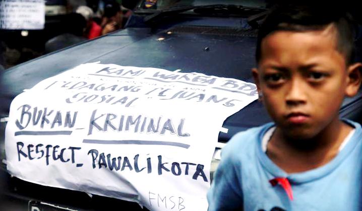 KAI Ikuti Saran DPRD Tunda Penggusuran Kios tunda penggusuran