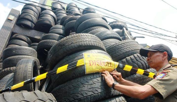 Penertiban trotoar sat PP bdg