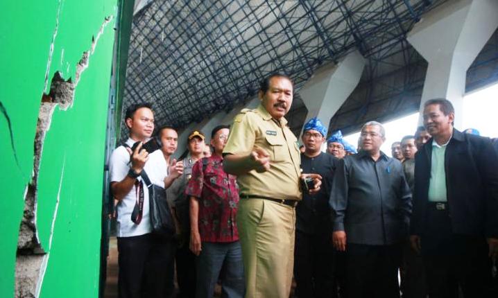 GBLA Jangan Seperti Hambalang GBLA