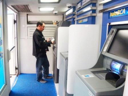 cara ambil uang di atm bca tanpa kartu