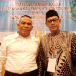 ketua aksi kota bandung yusup memakai batik bersama ketua 3 lpkj Bachtiar