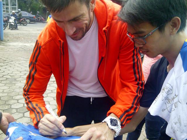 lelang barang persib