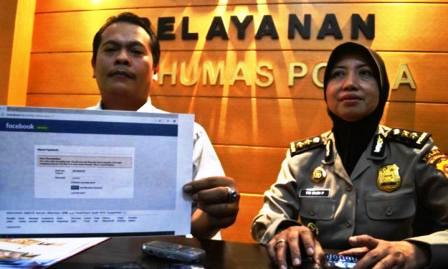Sebarkan Foto "Mesra", PNS Cimaung Terancam Dipecat