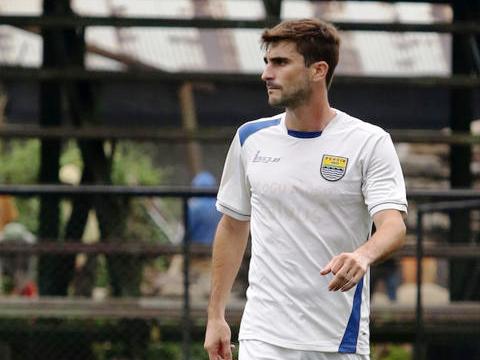 Cedera Ringan, Pugliara Jalani Latihan Terpisah Robertino Pugliara