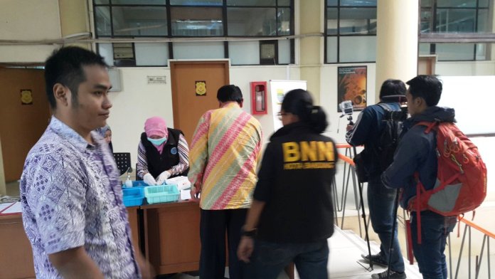 tes-urine-bnn