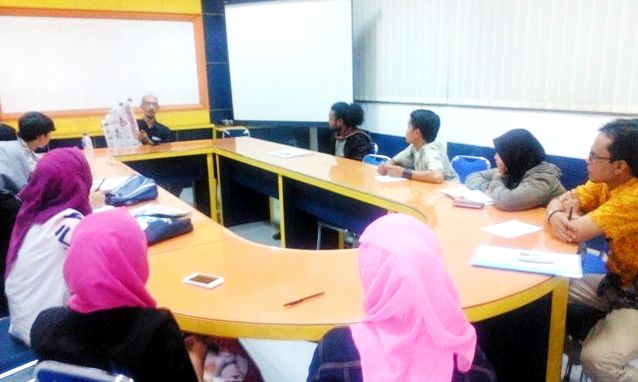 Belajar Pembuatan Berita hingga Naik Cetak