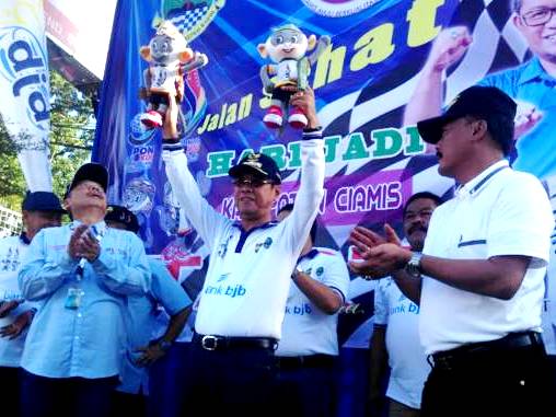 Uang Kadeudeuh Bupati Ciamis untuk Memotivasi Atlet Berprestasi PON