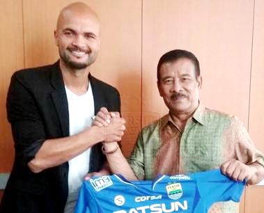 Bobotoh jadi Alasan Utama Kembalinya Sergio Van Dijk SVD