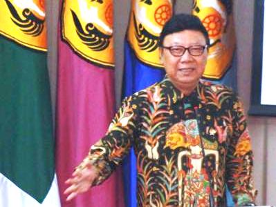 3.143 Perda Dibatalkan Pemerintah, Anggaran Triliunan Sia-sia Mendagri Tjahyo Kumolo