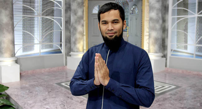 Jalan Hidup Baru Selebriti Islami Teuku Wisnu