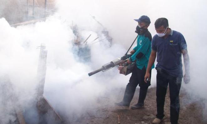 Diduga Terserang Chikungunya, Terdampak Alih Fungsi Citarum Lama fogging