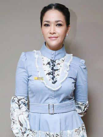 Maia Estianty Pacari Bule Asal Prancis Maia Estianty