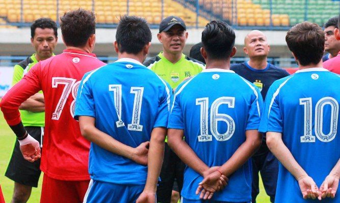 Cara Herrie Setiawan Hentikan Hasil Minor di Laga Tandang Persib persib