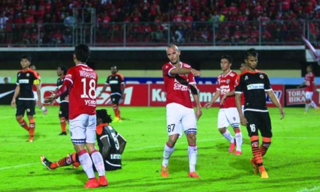 Bali-United