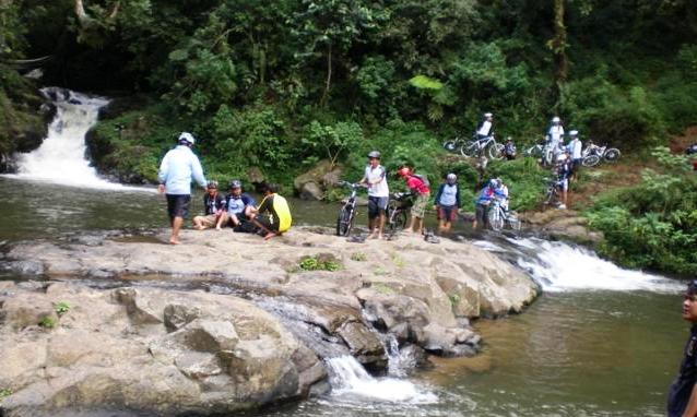 CURUG_LAYUNG