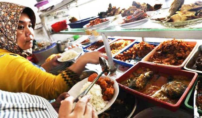 Penjelasan Penularan COVID-19 Melalui Makanan