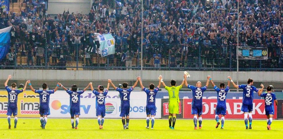 Persib vs PSM Makasar