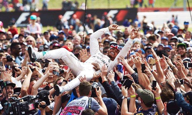Hamilton Juara GP Inggris, Duo Manor Gagal Finis