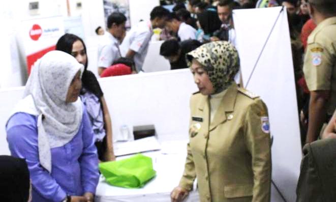 Buka Peluang Bekerja, Kembangkan Teknologi Industri UMKM Alternatif job fair -