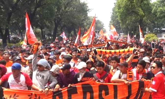 The Jakmania Harus Sadar Diri the-jak