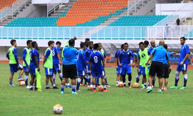 Djanur Boyong 20 Pemain Kontra Barito di Stadion Pakansari